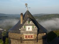 Batterieturm Detail Uhr Foto SBV